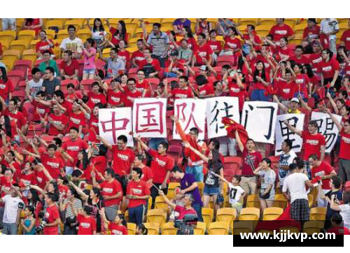 球迷为梦想疯狂！一群球迷为支持偶像疯狂加班加点制作加油板！